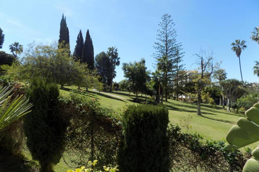 Fuente Aloha Apartment Marbella Exterior photo